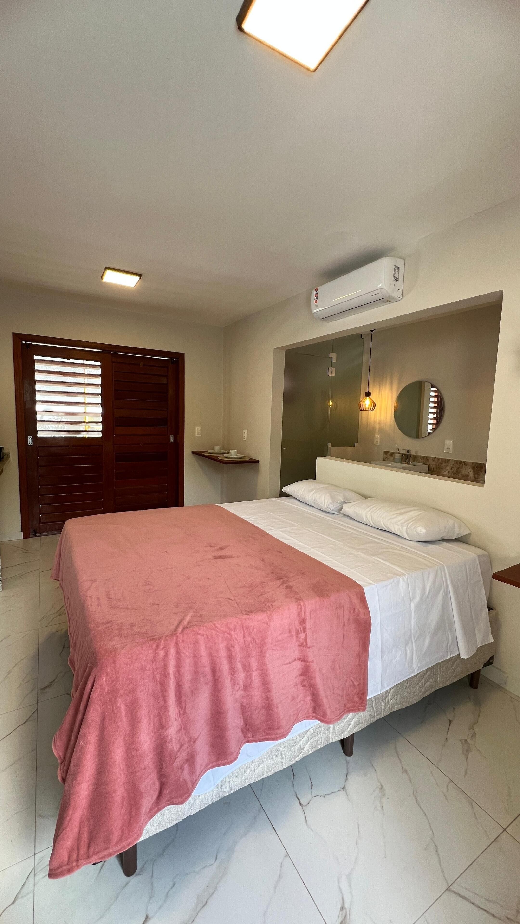 3 bedrooms, WiFi, bed sheets