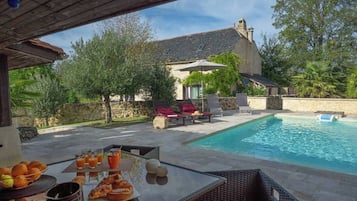 Piscine extérieure