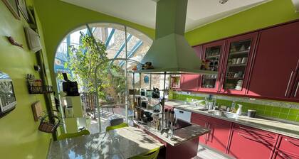Exceptional 275-square-meter village house with an 11x6-meter pool and 14 rooms