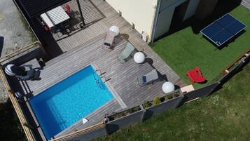 Outdoor pool, a heated pool