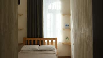 Standard Double Room | Laptop workspace, iron/ironing board, free WiFi