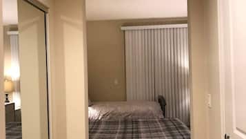 2 habitaciones, tabla de planchar con plancha, wifi y ropa de cama