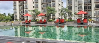 3-bedroom apartment in brilliant Colombo with fitness room, AC, WiFi
