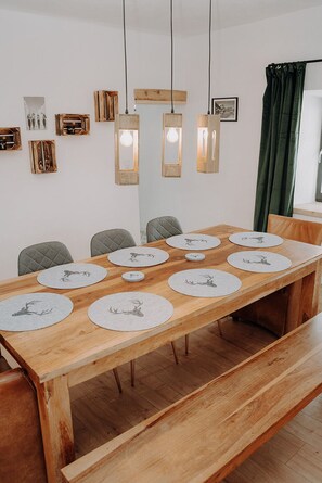 Dining - DERSteinstadl (Raumberg)