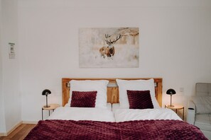 3 bedrooms, iron/ironing board, WiFi, bed sheets - DERSteinstadl (Raumberg)