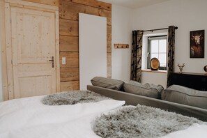 3 bedrooms, iron/ironing board, WiFi, bed sheets - DERSteinstadl (Raumberg)