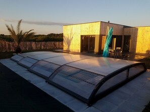 Terrace/patio - Single-storey wooden house with swimming pool near the beach (Erdeven)