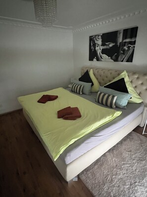 2 bedrooms, travel cot, WiFi, bed sheets - Beautiful vacation apartment Bad Bertrich (Bad Bertrich)