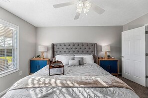 Desk, iron/ironing board, free WiFi, bed sheets - 4 Bed Beach Getaway! Fenced Yard + Garage Parking (Wilmington)