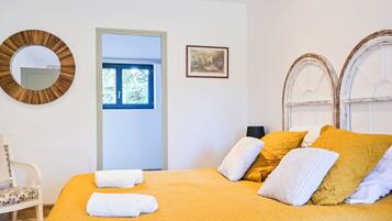 Deluxe Double Room, Garden View | 2 bedrooms, blackout drapes, iron/ironing board, free WiFi
