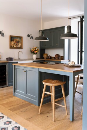 Interior - Villa with heated pool garden air conditioning private parking 2 bedrooms La Ciotat (La Ciotat)