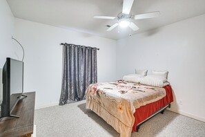 2 bedrooms, iron/ironing board, travel crib, internet