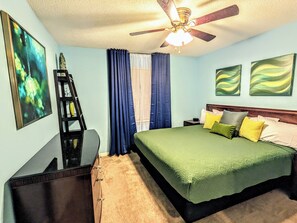 2 Schlafzimmer, Schreibtisch, Bügeleisen/Bügelbrett, WLAN