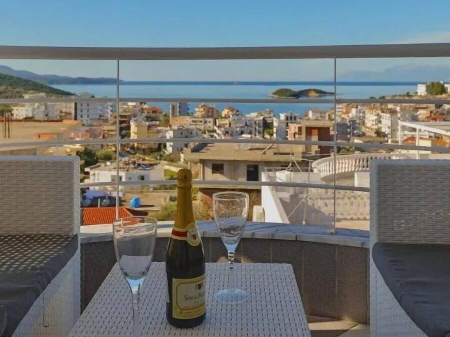 Apartamento, balcón, vistas al mar | Balcón