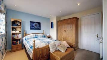 2 dormitorios, tabla de planchar con plancha, wifi