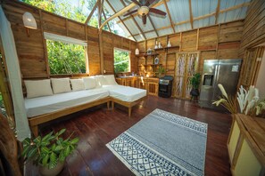 1 多间卧室、免费 WiFi、床单