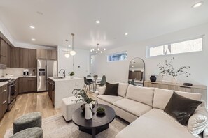 Smart-tv och eldstad