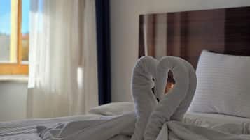 1 habitación, espacio para trabajar con laptop y wifi gratis