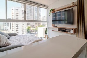 1 bedroom, free WiFi, bed sheets - Modern duplex near the beach - 2 bathrooms + pool view (bocagrande)