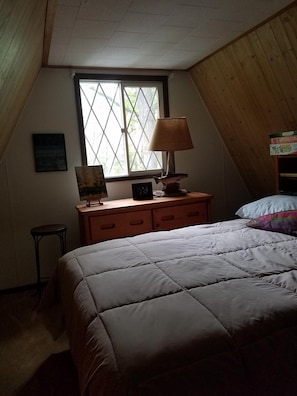2 chambres, bureau, Wi-Fi, literie fournie