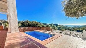Vil·la, 3 dormitoris, fumadors, piscina privada | Piscina