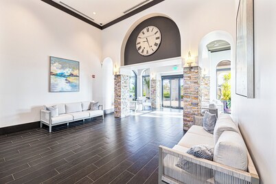 Stunning 3 bedroom Oasis, quiet and great location in world-class resort!