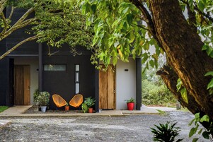 Fachada de la propiedad