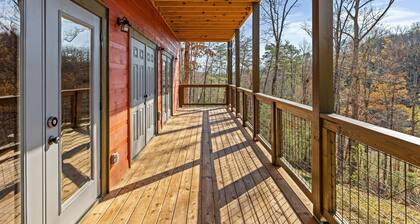 Heated Indoor Pool, Hot Tub, Arcade & Movie Area & Nature Viewing