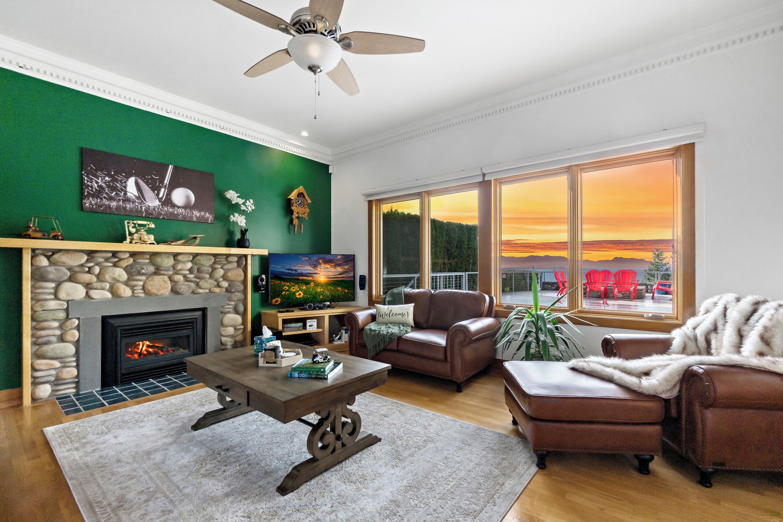 Smart TV, table tennis, books, offices
