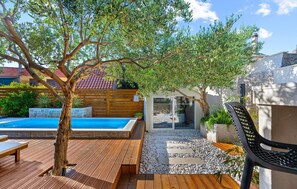 A heated pool - Lovely home in Murter (Murter)