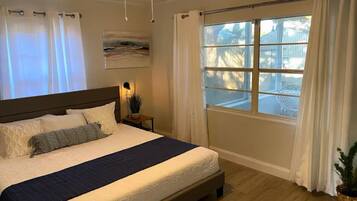 2 bedrooms, iron/ironing board, WiFi, bed sheets