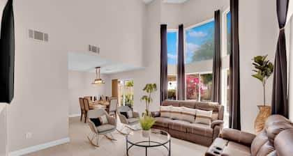3-bedroom house in fabulous Las Vegas with AC, WiFi