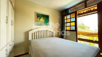 Apartamento conforto, vista para a piscina | 2 quartos, Wi-Fi de cortesia