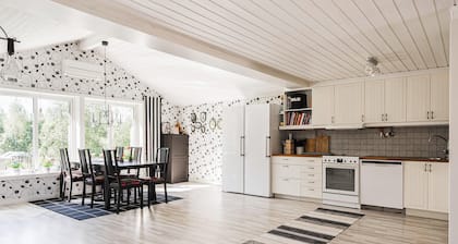 Belle maison Ă Ockelbo avec WiFi