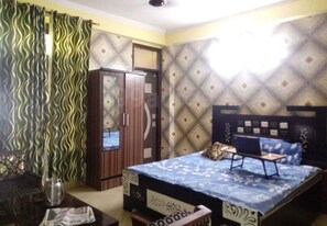 Deluxe Double Room, City View