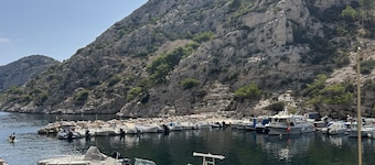 Apartment in the calanques of Marseille