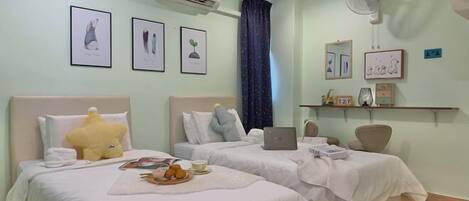 Fer et planche à repasser