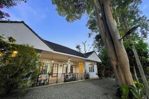 Exterior - Silpasom ARTstay Suratthani (Phunphin)
