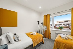 2 Schlafzimmer, Schreibtisch, WLAN