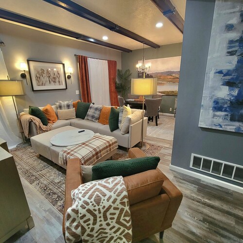 Renovated Owner’s Suite - Your Cozy Home Away From Home

