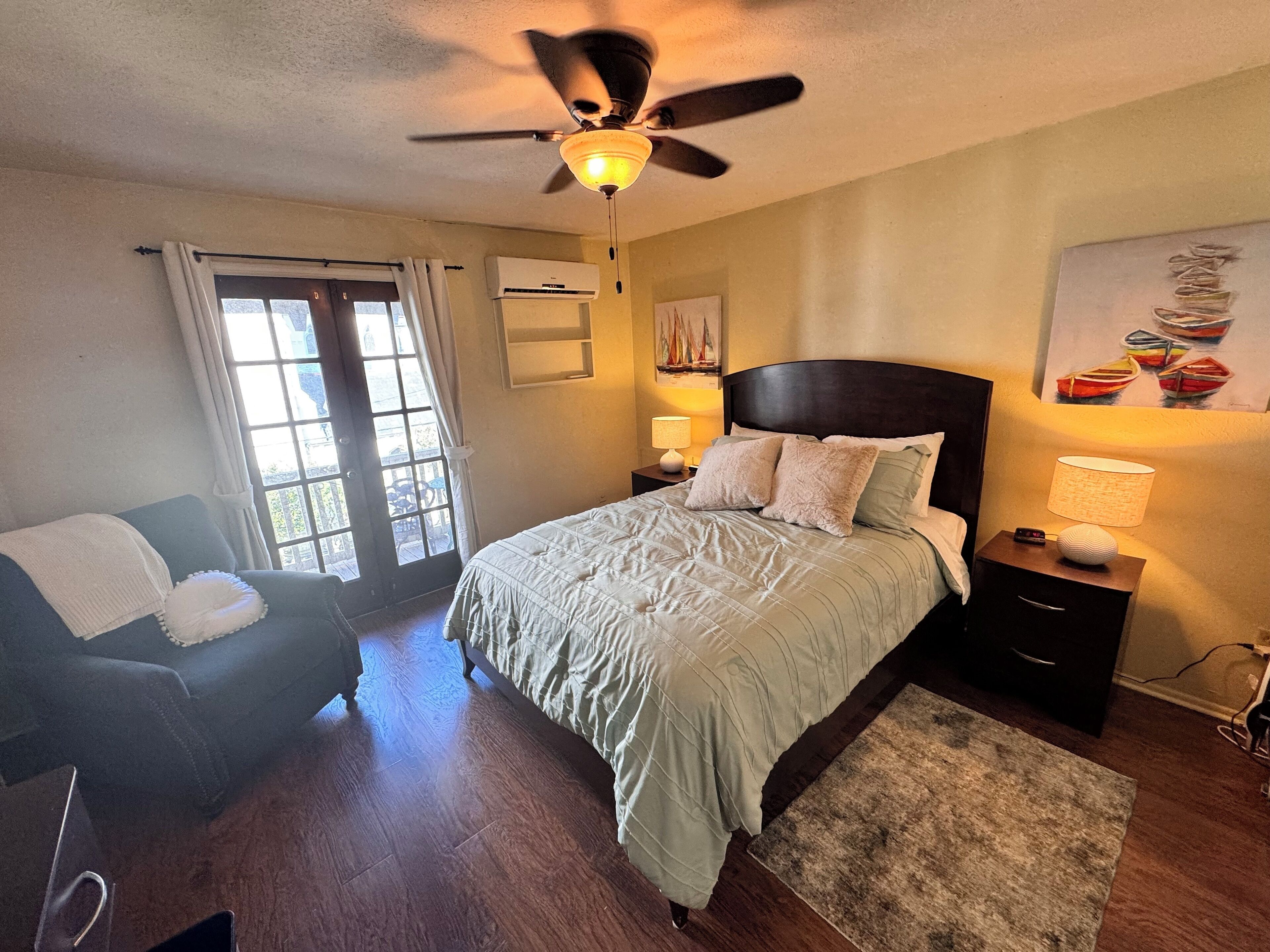 1 bedroom, iron/ironing board, WiFi, bed sheets