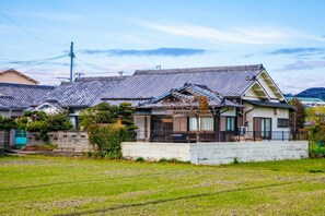 Exterior - Awaji Egaosakuie in Sumoto (Sumoto)