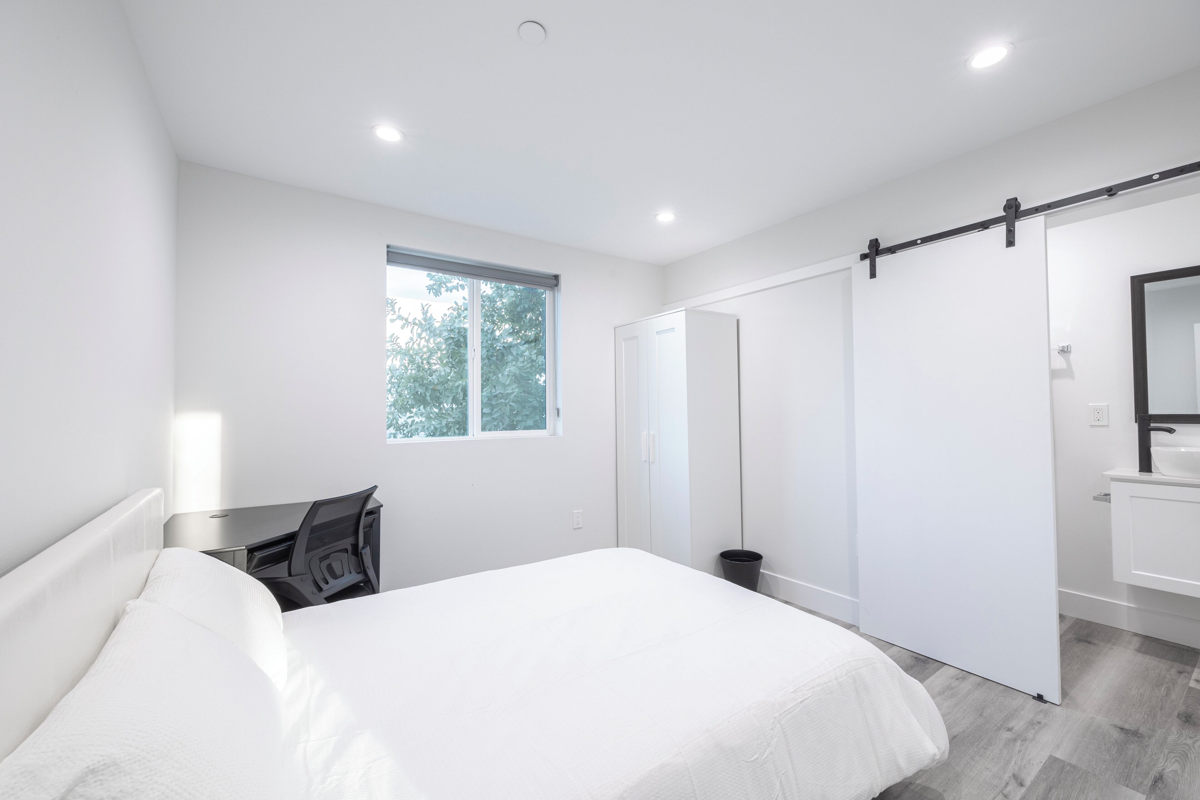 5 habitaciones, wifi y ropa de cama 