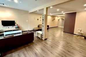 Living area - Ang Lee Holiday Home 2 (Semporna)