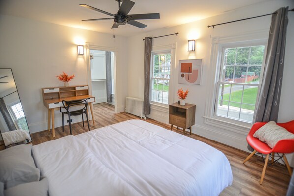 1 غرفة نوم ومكتب ومكواة/لوح كي وواي فاي مجانًا