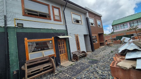 Fachada de la propiedad. Cabañas Galvarino 3 Puerto Natales