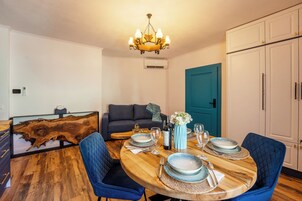 Luxury Apartment, Patio, City View | In-room dining