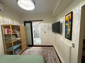 1 bedroom, iron/ironing board, WiFi, bed sheets - Art Floral Studio with Kitchen, KING Bed, Washer/Dryer, WIFI in Old San Juan (San Juan)