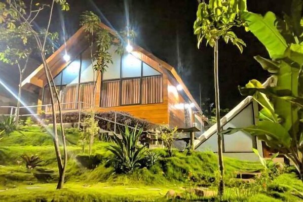 Exterior - Pagung Agrowisata Kediri (PARI) (Semen)