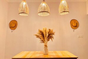 Room - HeyBlueee Homestay~ 5min Jetty/Netflix/Games (Mersing)